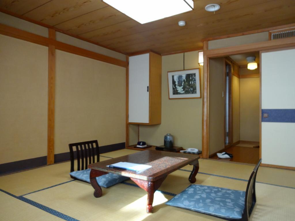 Jizokan Matsuya Ryokan Nagano Room photo